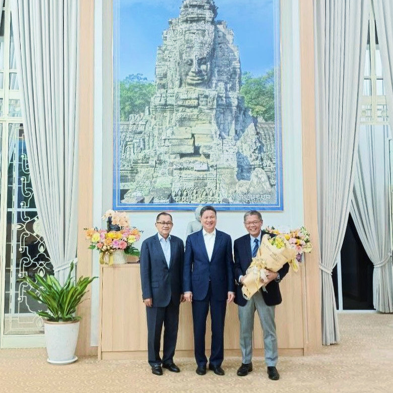 ថ្នាក់ដឹកនាំ និងស្ថាបនិកនៃក្រុមប្រឹក្សាអភិវឌ្ឍន៍កម្ពុជា