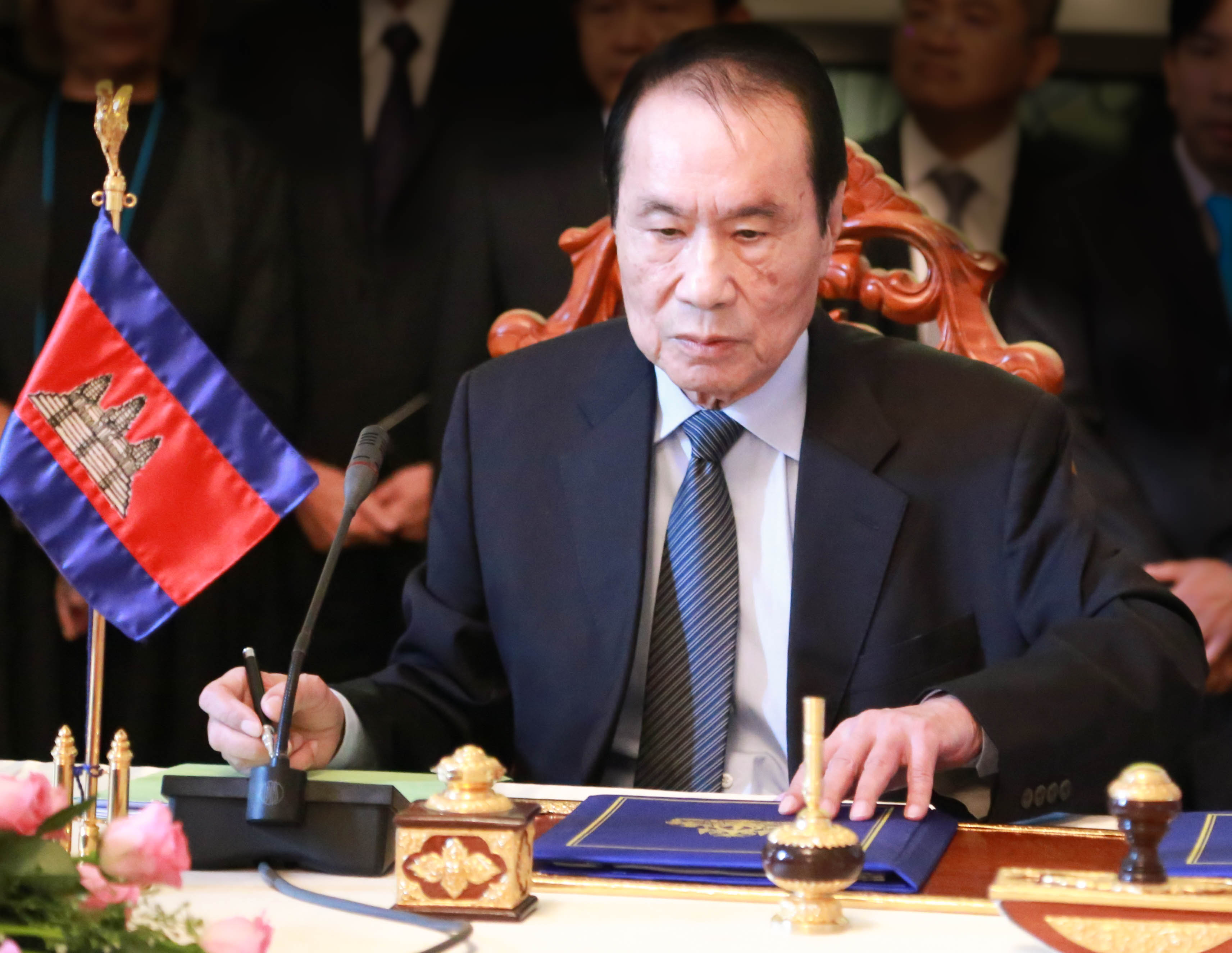 JOINT PRESS ANNOUNCEMENT On the Additional Fund to the Development Objective Agreement Grants  between  the Royal Government of Cambodia and the Government of the United States of America 